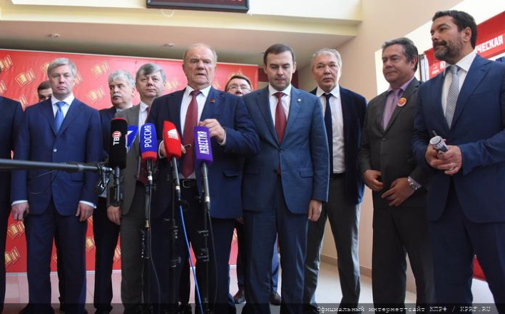Г.А.Зюганов: "Мы идем на выборы вместе со своими союзниками"