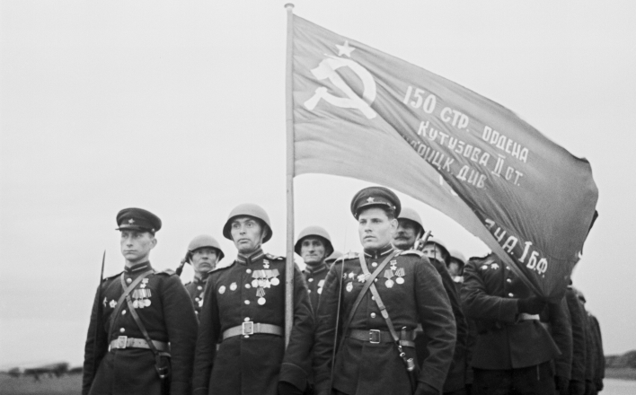 В Одессе запретили использование знамени Победы
