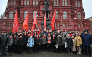 Коммунисты отметили годовщину начала контрнаступления советских войск под Москвой