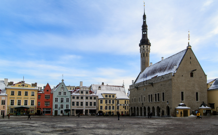 Эстония целит в коммунизм, но попадет в себя