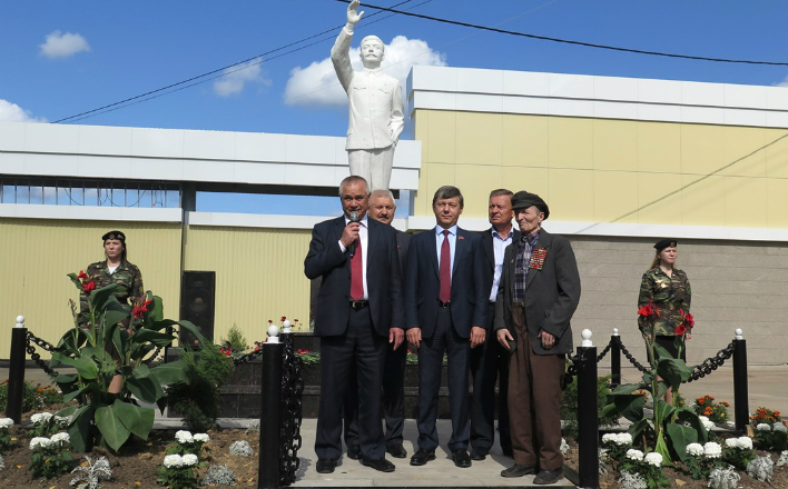 В Республике Марий Эл торжественно открыт памятник И.В. Сталину